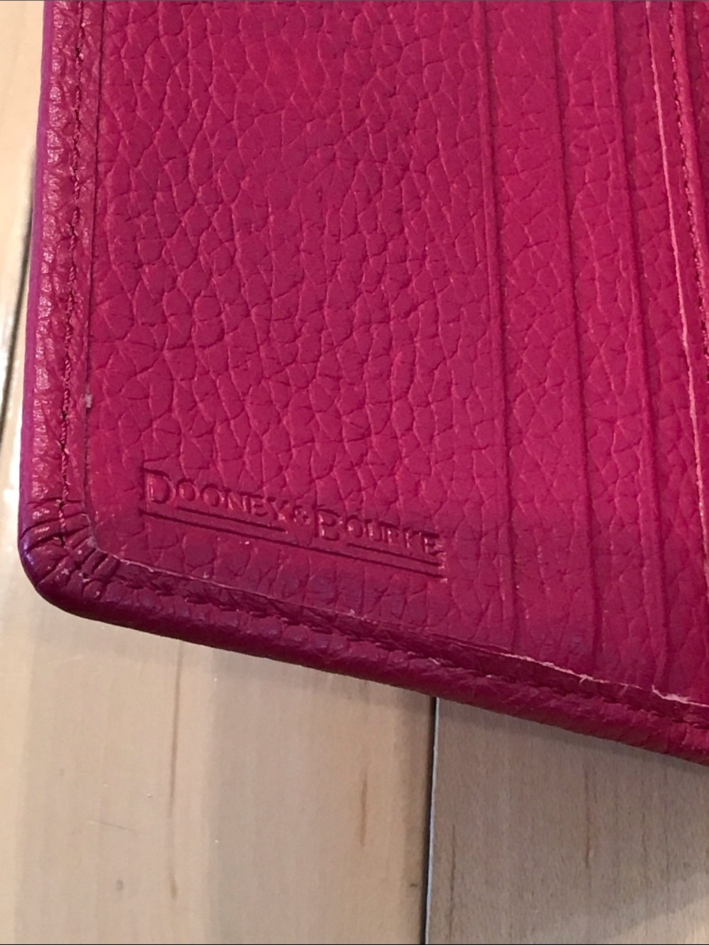 Preowned Like New Dooney & Bourke trifold card/cash wallet - hot pink - Picture 5 of 7